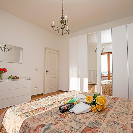 Balcone Panoramico Sul Garda - Happy Rentals Tremosine Luaran gambar